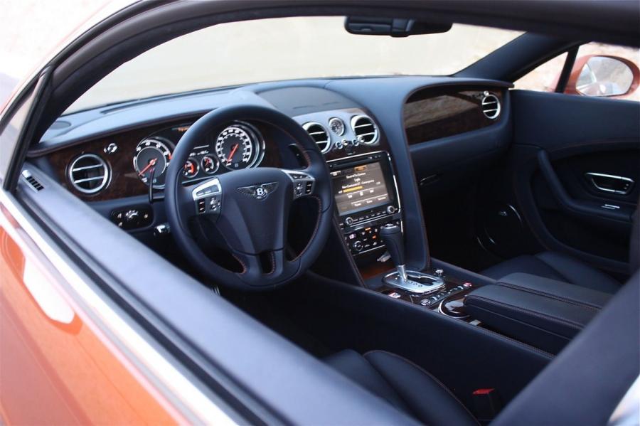  Bentley Continental GT 2010 года  (фото 17 из 57)